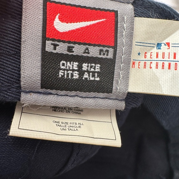 Seattle Mariners NIKE Baseball hat - Picture 5 of 6